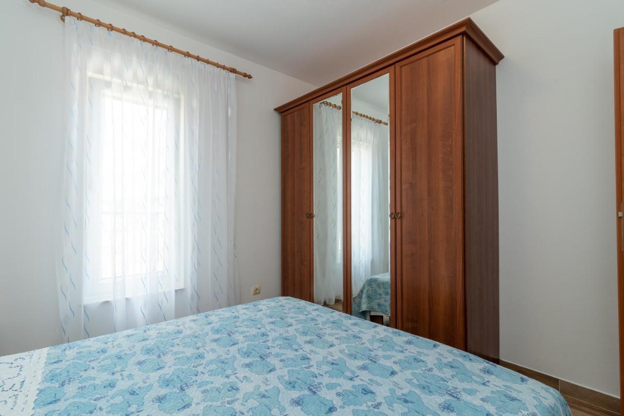 Ferienwohnung Apartman Dildo Trogir Exterior foto