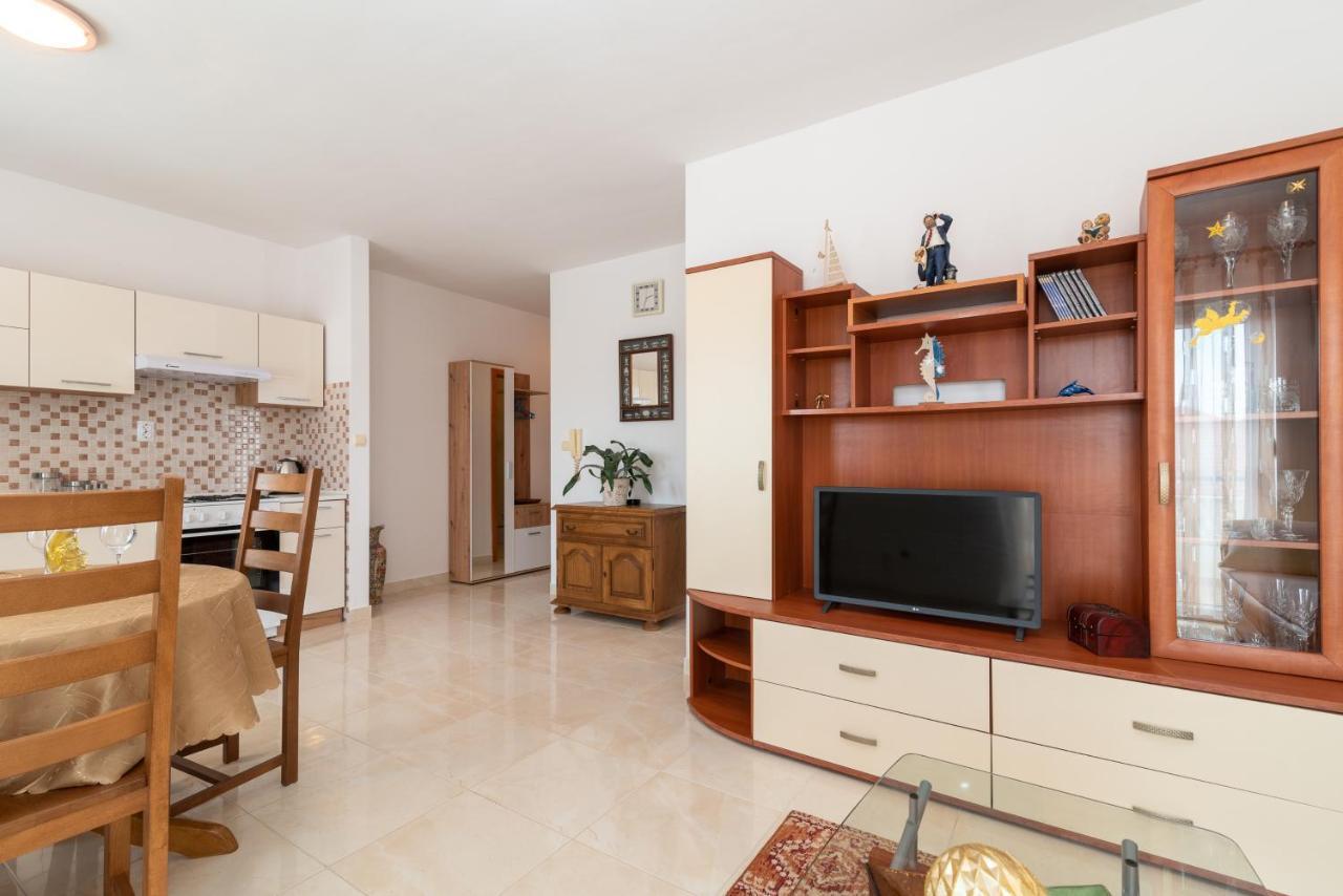 Ferienwohnung Apartman Dildo Trogir Exterior foto